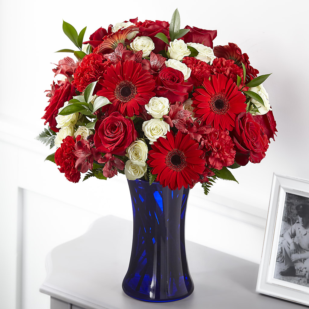 Hearts Embrace Bouquet – Unique Designs Llc, Fulton MO