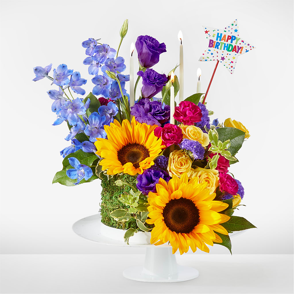 Star of the Day Floral Cake – Unique Designs Llc, Fulton MO