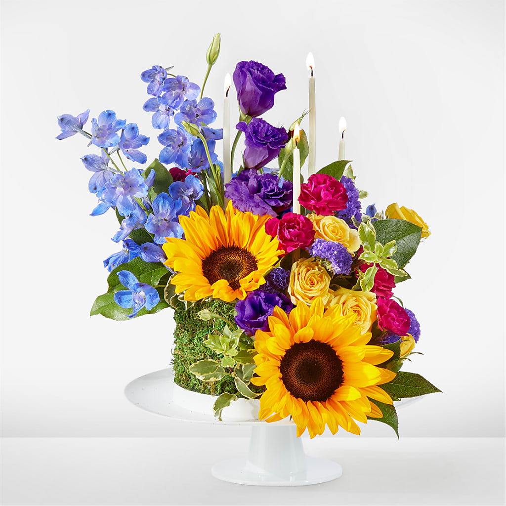 Star of the Day Floral Cake – Unique Designs Llc, Fulton MO