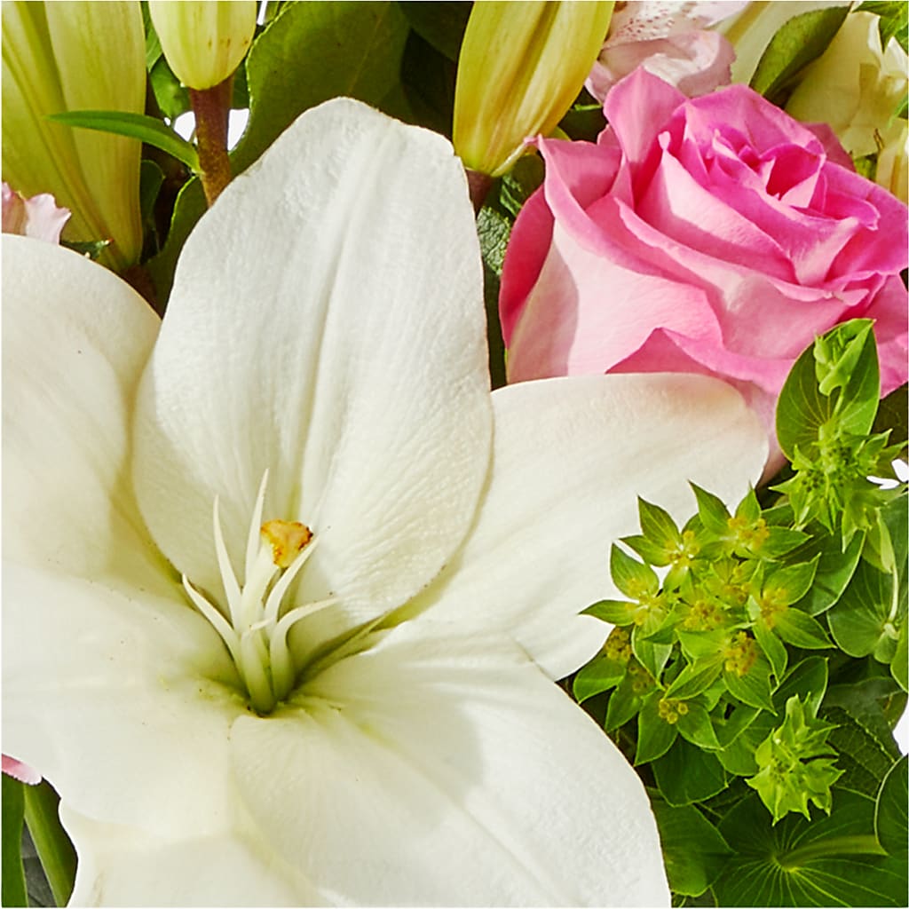 Fondly Bouquet –  Unique Designs Llc, Fulton MO