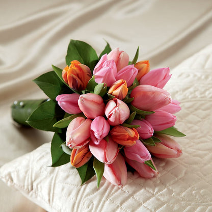 Embraceable Bouquet –  Unique Designs Llc, Fulton MO