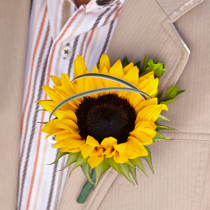 Free Spirit Boutonniere –  Unique Designs Llc, Fulton MO